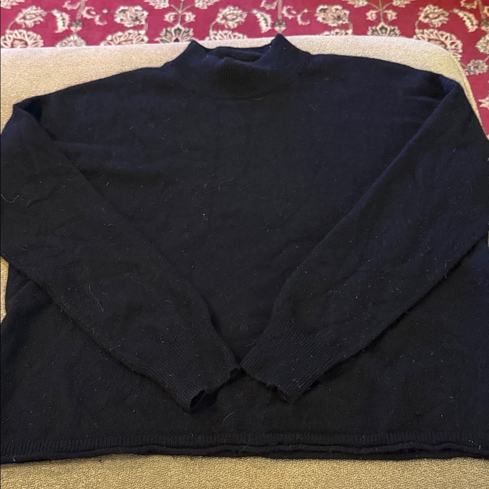 MADEWELL 100% Cashmere solid black top sweater size Small (TD)